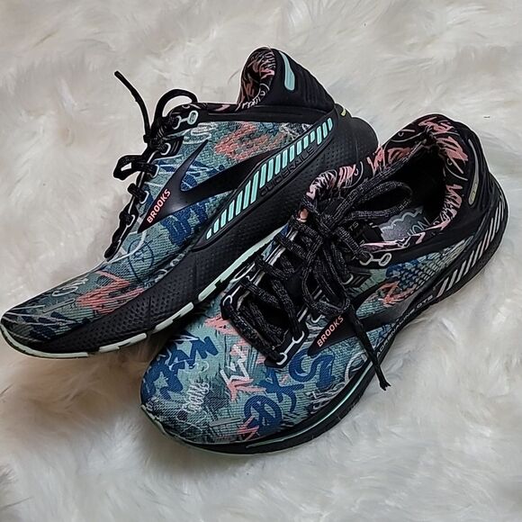 Brooks Adrenaline GTS 22 Womens 8.5 Sneaker Flamingo Tropical Yucca 1203531B095 - Picture 2 of 11